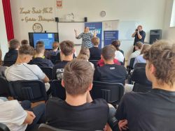 Wykłady o nowych mediach i manipulacji w ZS Nr 2! (5)