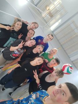 Przedświąteczny trening siatkówki1