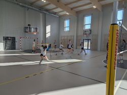 Trening młodziczek przed finałem wojewódzkim w piłkę siatkową w Bydgoszczy.2