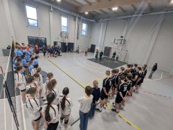 MISTRZOSTWA POWIATU W PIŁKĘ SIATKOWĄ8