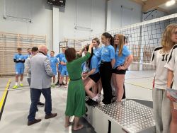 MISTRZOSTWA POWIATU W PIŁKĘ SIATKOWĄ23