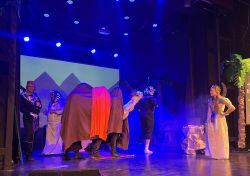 Mężczyźni rządzą światem, a nimi kobiety...11