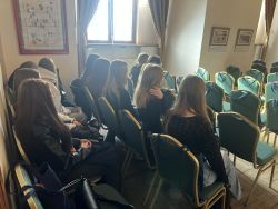 Debata  Prawda i mity na temat HIV i AIDS2