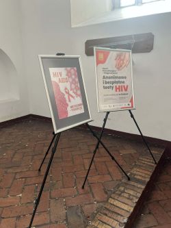 Debata  Prawda i mity na temat HIV i AIDS7