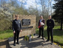 W hołdzie ofiarom – uczniowie upamiętniają Żydów z Dobrzynia i Golubia1