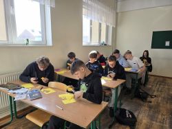 W hołdzie ofiarom – uczniowie upamiętniają Żydów z Dobrzynia i Golubia5