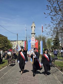 Uroczyste obchody Święta Konstytucji 3 Maja z udziałem naszej szkoły2