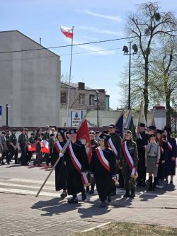 Uroczyste obchody Święta Konstytucji 3 Maja z udziałem naszej szkoły3