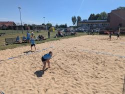 Podwójne Mistrzostwo Powiatu w Siatkówce Plażowej dla Zespołu Szkół nr 214