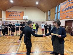 Mikołajkowy Turniej w Siatkówkę (6)