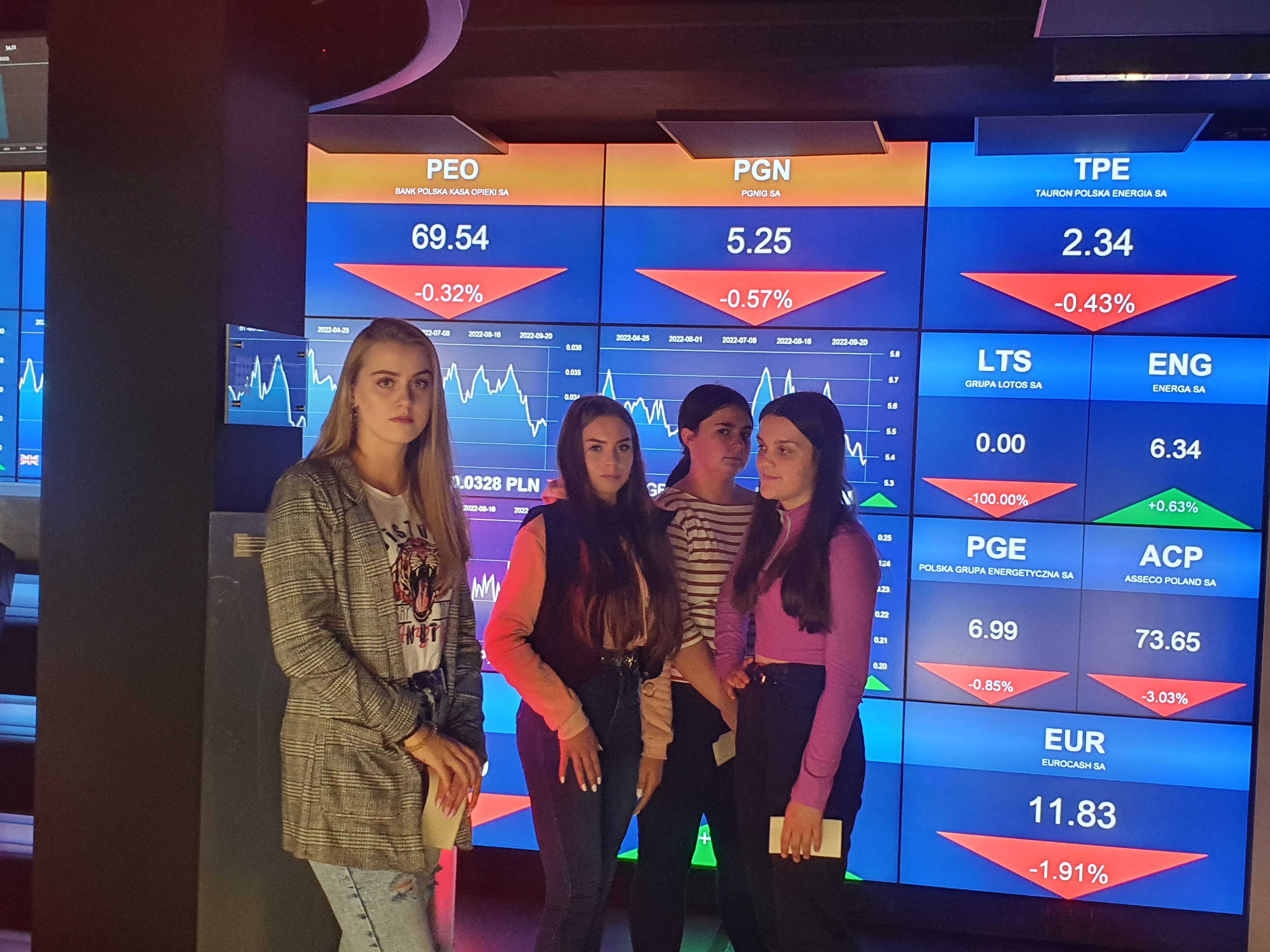 EKONOMIŚCI W CENTRUM PIENIĄDZA