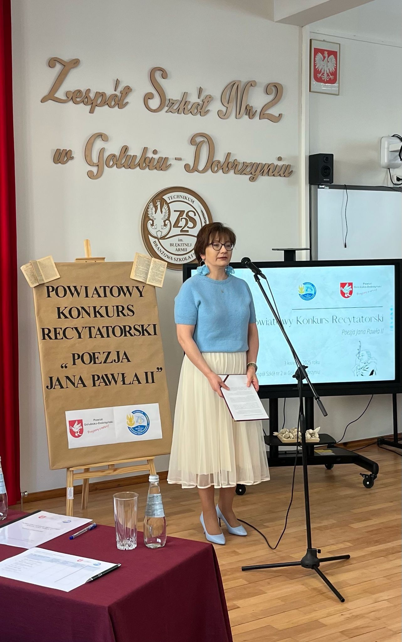 POWIATOWY KONKURS RECYTATORSKI ,,POEZJA JANA PAWŁA II" ZA NAMI!